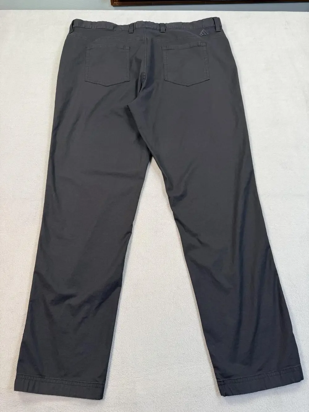 ADIDAS Pants Mens 42x31 Black Golf Performance Stretch Microfiber Chino Casual